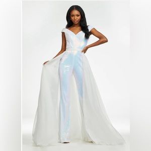 ASHLEYLAUREN 1740 Overskirt